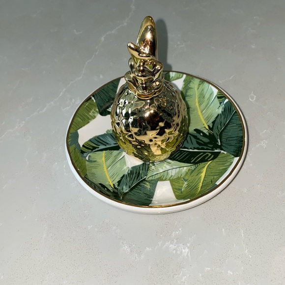 8 Oak Lane Pineapple Jewelry Dish - Picture 2 of 3